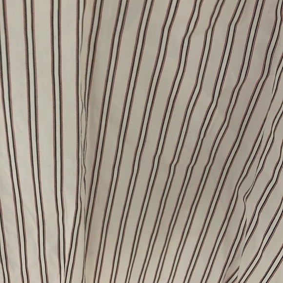 Button up - Picture 2 of 3